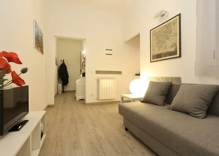 Cristina Suite